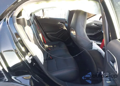 2015 Mercedes-Benz Gla 45 Amg 4Matic z USA, uszkodzony, nr VIN WDDTG5CB5FJ056379